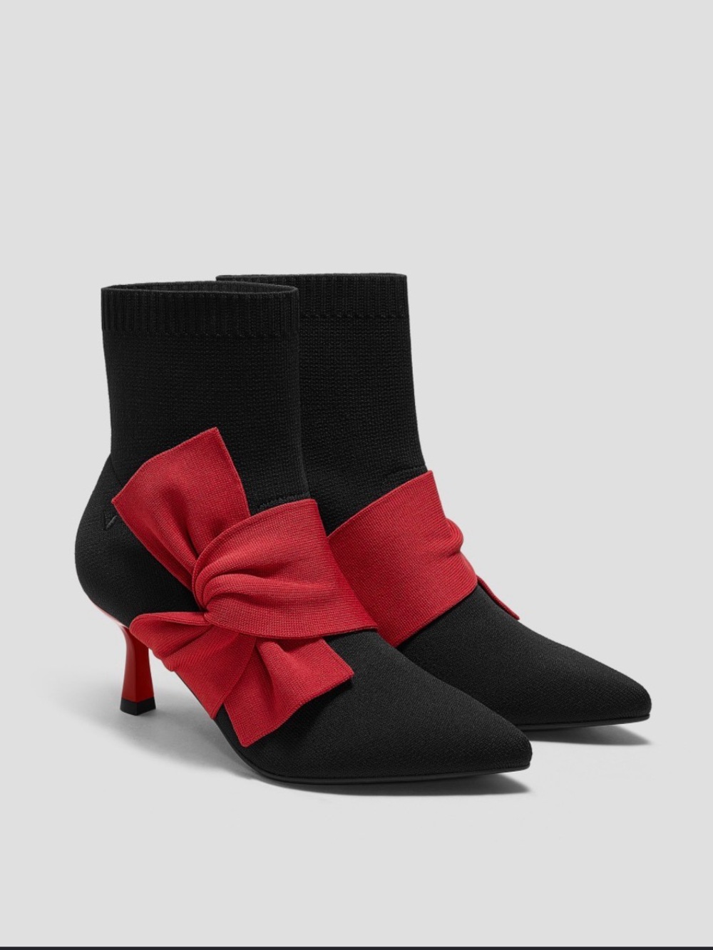 VIVAIA Athena Black Knit Pointed Toe Ankle Boots Red Bow Accent - 7 (37.5)